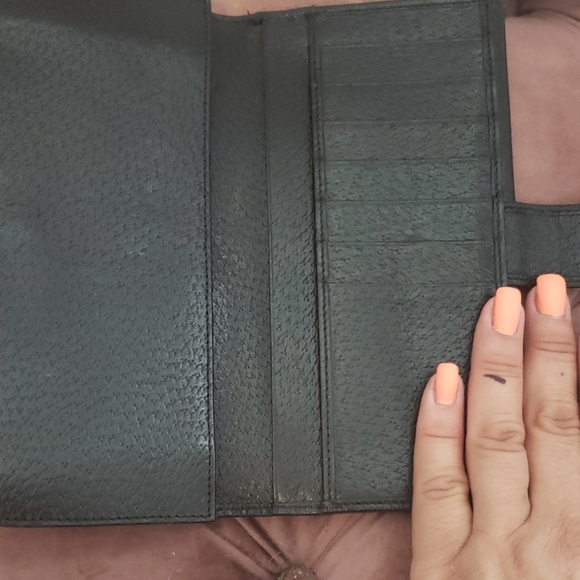 Gucci ⚫ leather wallet w silver plate - Picture 5 of 8